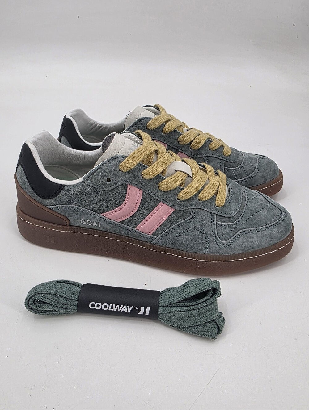Coolway Goal Women's 'Green Forest' Suede Leather Sneakers Size 8 NWOB